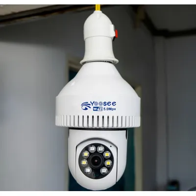 camera yoosee bóng đèn 5mpx có báo khói, báo cháy, xoay 360, xem đêm có màu 8 led camera yoosee bóng đèn 5mpx có báo khói, báo cháy, xoay 360, xem đêm có màu 8 led