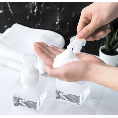 chai chiết dầu gội, sữa tắm trong suốt tạo bọt dung tích 250ml nắp ấn tiện dụng chai chiết dầu gội, sữa tắm trong suốt tạo bọt dung tích 250ml nắp ấn tiện dụng