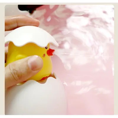 đồ chơi thả chậu tắm cho bé