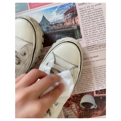 khăn ướt lau giày - khăn giấy ướt lau giày gói 30 khăn khăn ướt lau giày - khăn giấy ướt lau giày gói 30 khăn