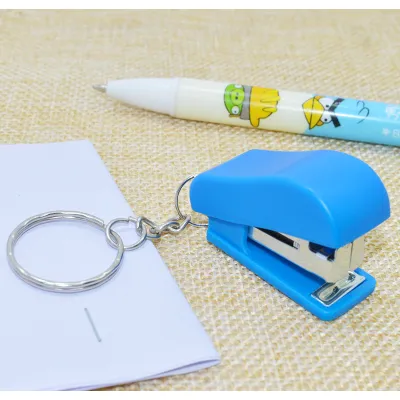móc khóa máy bấm kim mini tiện lợi móc khóa máy bấm kim mini tiện lợi