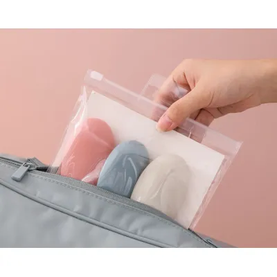phụ kiện trang điểm | set 3 lọ chiết mỹ phẩm, dầu gội, sữa tắm có túi zip phụ kiện trang điểm | set 3 lọ chiết mỹ phẩm, dầu gội, sữa tắm có túi zip