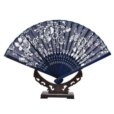 quạt | quạt vải xếp in hoạ tiết hình hoa dài 21cm quạt | quạt vải xếp in hoạ tiết hình hoa dài 21cm