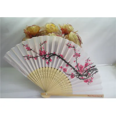 quạt vải xếp in hoạ tiết hoa anh đào dài 21cm quạt vải xếp in hoạ tiết hoa anh đào dài 21cm